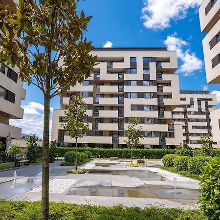 Labyrinth Apartment - Free Parking Space Included Varna Buitenkant foto