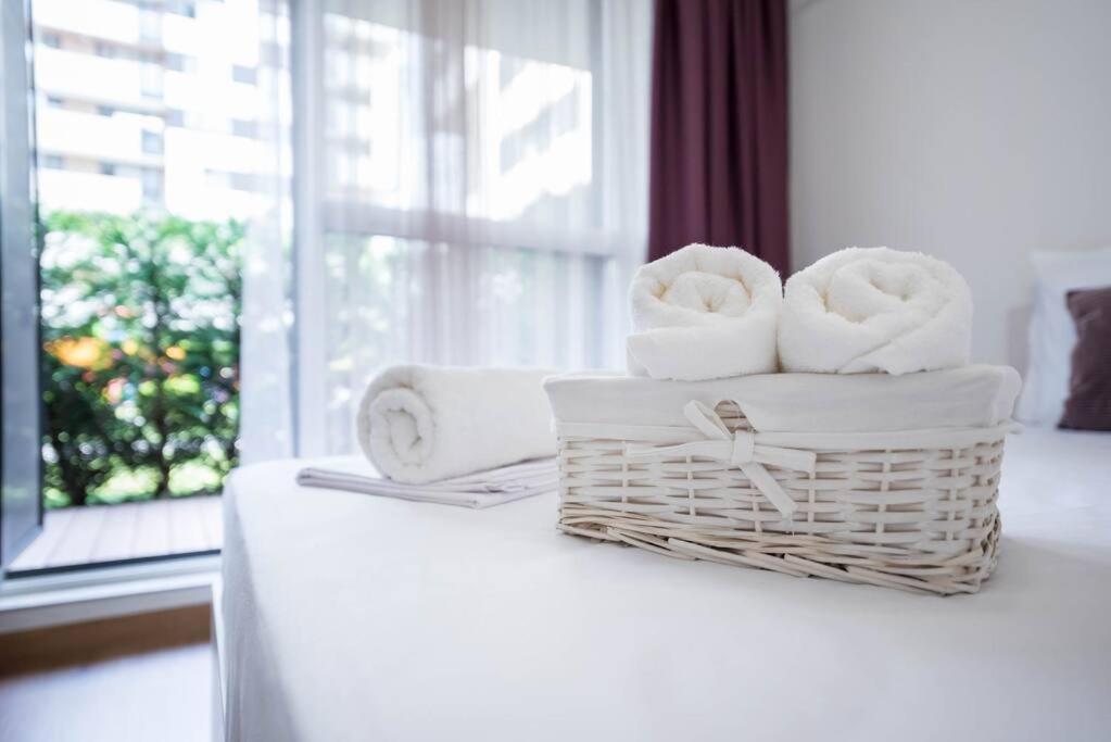 Labyrinth Apartment - Free Parking Space Included Varna Buitenkant foto